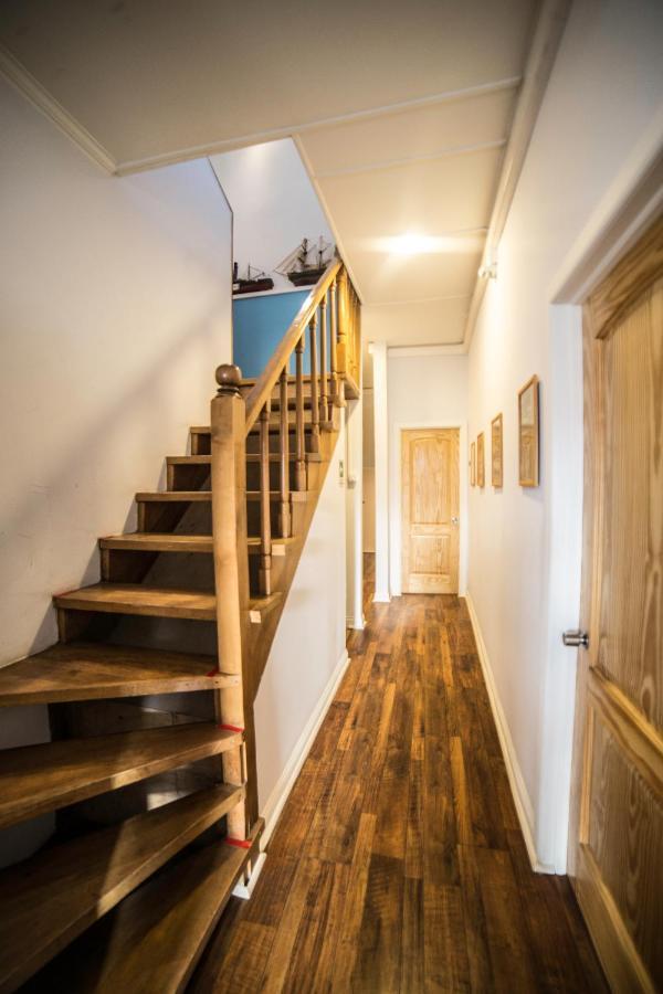 Hostal Boutique Terra Antarctica Punta Arenas Exteriör bild