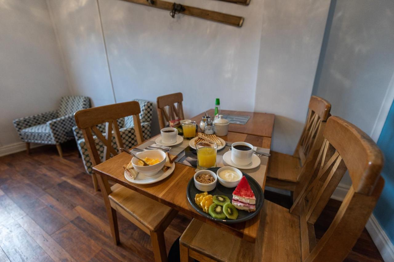 Hostal Boutique Terra Antarctica Punta Arenas Exteriör bild
